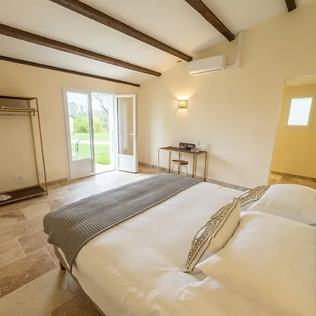 Maison De Lunel Country house *