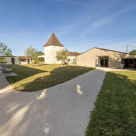 Maison De Lunel Country house *